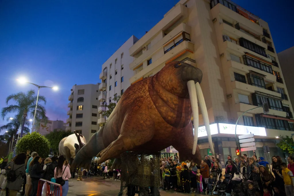 Brotóns Antártida morsa disfraz cabalgata