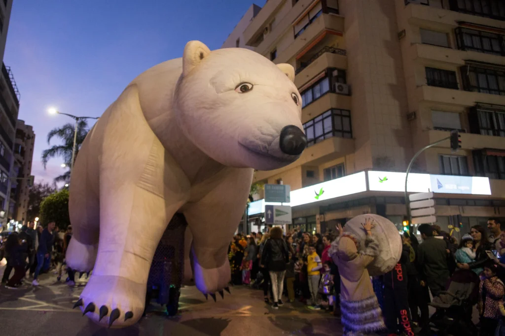 Brotóns Antártida oso polar disfraz cabalgata