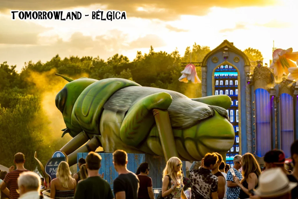 Brotóns cabalgatas tomorrowland belgium festival espectáculo disfraces