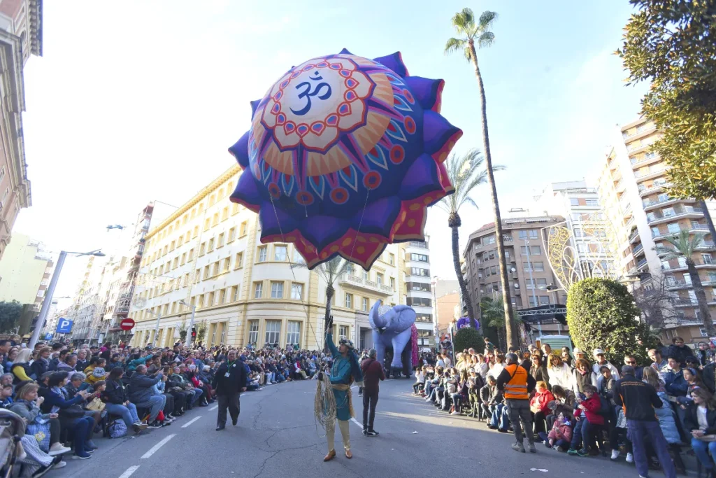 Brotóns castellon magdalena india mandala aereo pasacalles