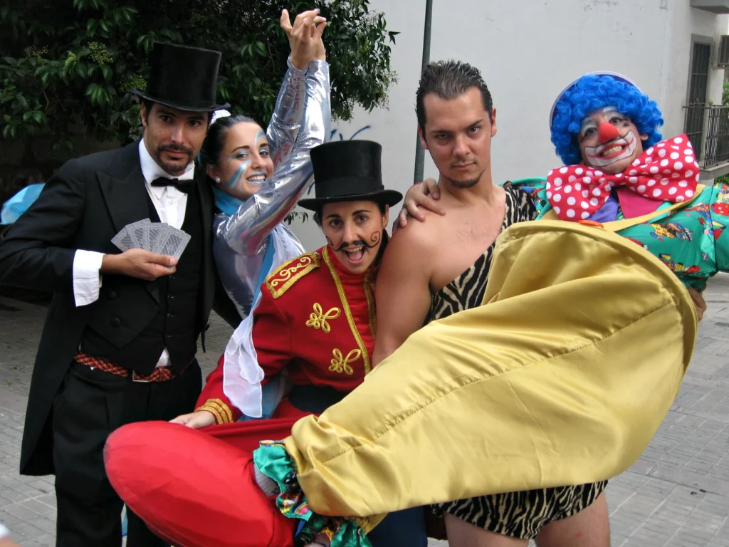 Brotóns circo mágico tigre inflable desfile cabalgata