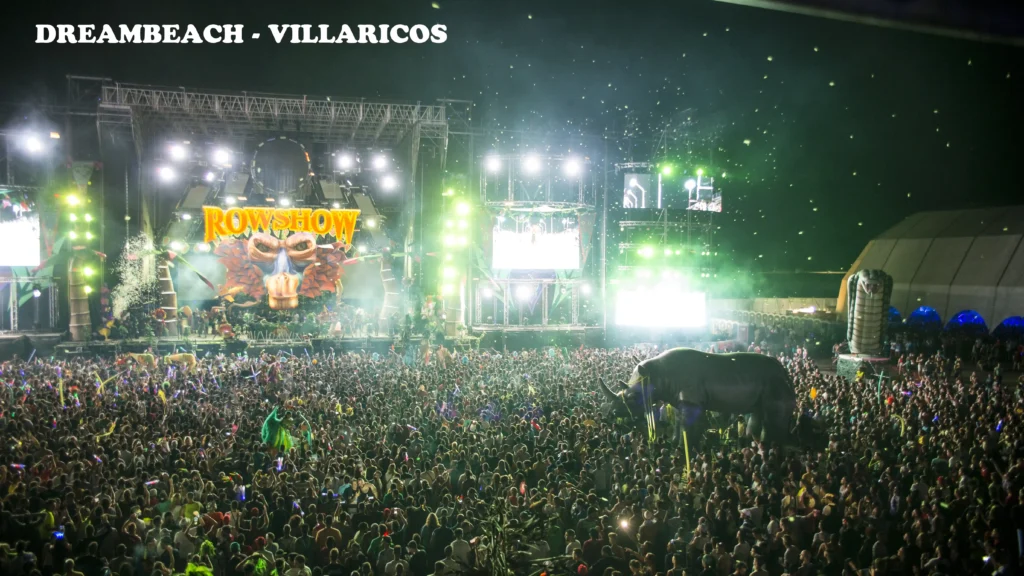 Brotóns elrow villaricos disfraz rinoceronte serpiente festival