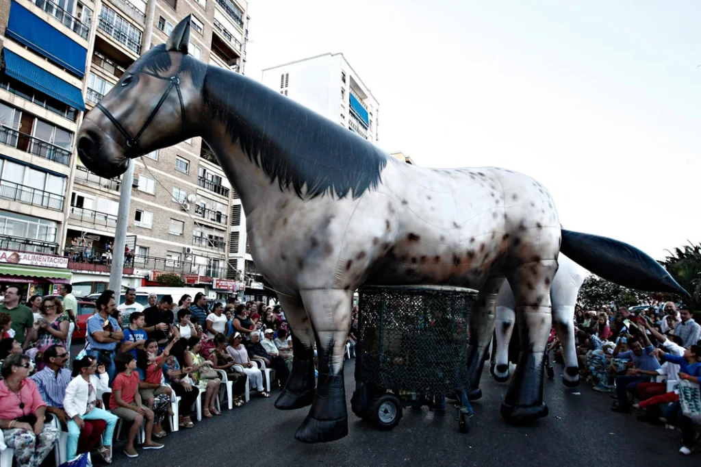 Brotóns la granja caballo la disfraz cabalgata