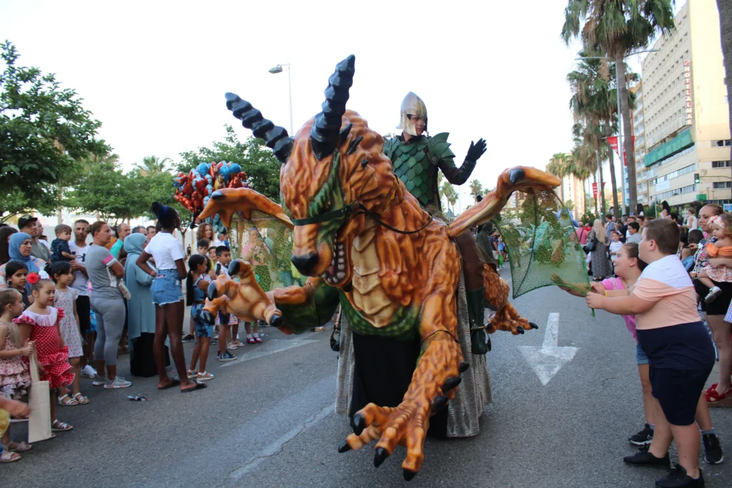 Brotóns land of dragons dragón naturaleza disfraz cabalgata