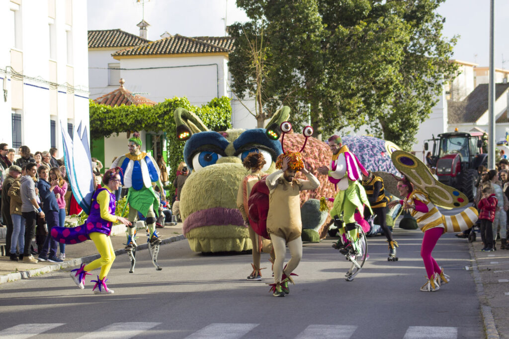 Brotóns naturalia espectáculo naturaleza desfile cabalgata