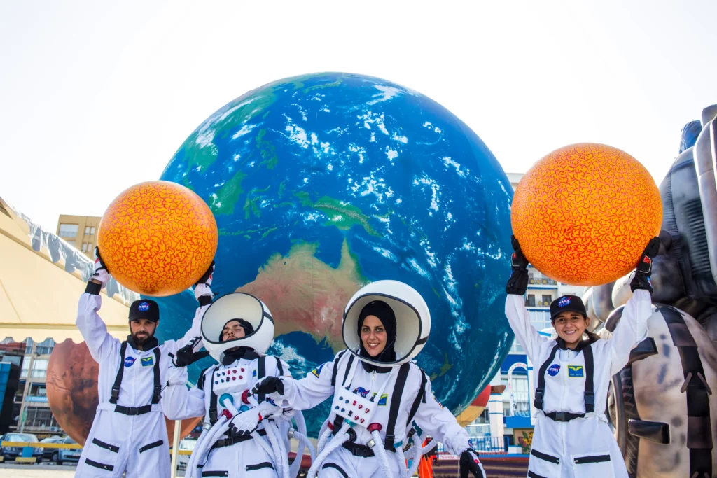 Brotóns space equipo blanco disfraz cabalgata