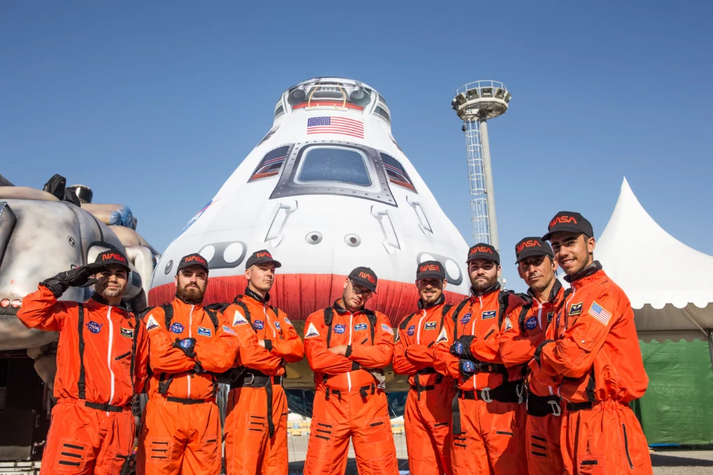 Brotóns space equipo naranja disfraz cabalgata