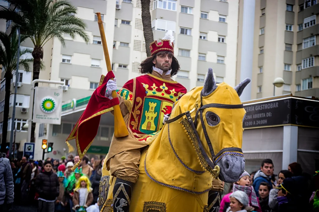 Brotóns caballeros heraldos clarin disfraz pasacalles