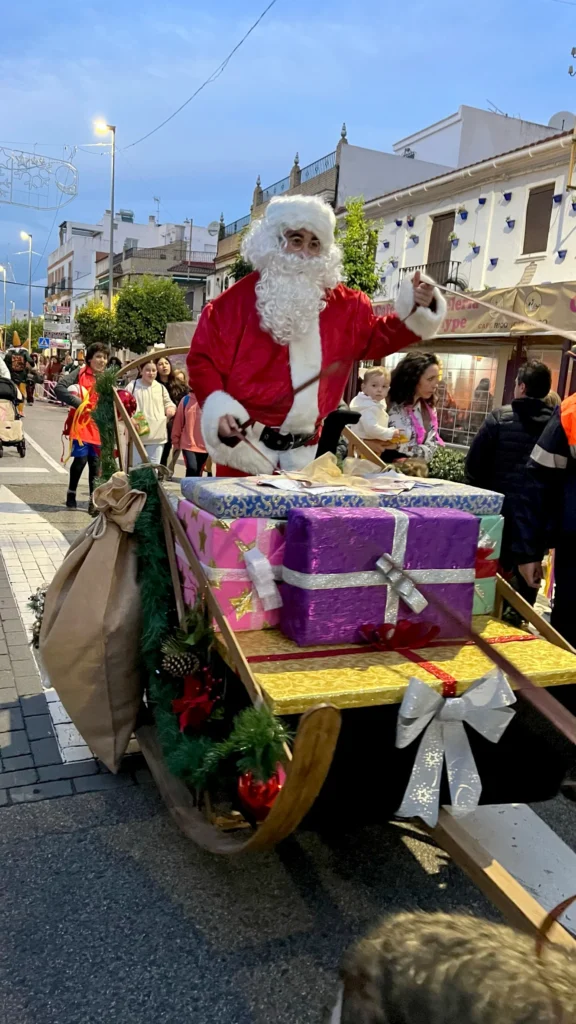 Brotóns navidad papa noel pasacalles cabalgata