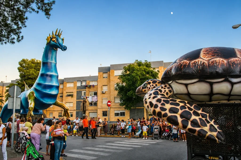 Brotóns Oceanía caballito mar tortuga desfile cabalgata